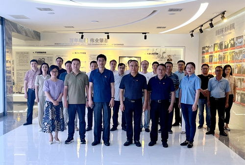 学校主题教育读书班赴湘电集团厂史馆开展学习