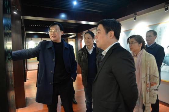 岳麓区教育局领导莅临我校指导，共绘合作办学新蓝图